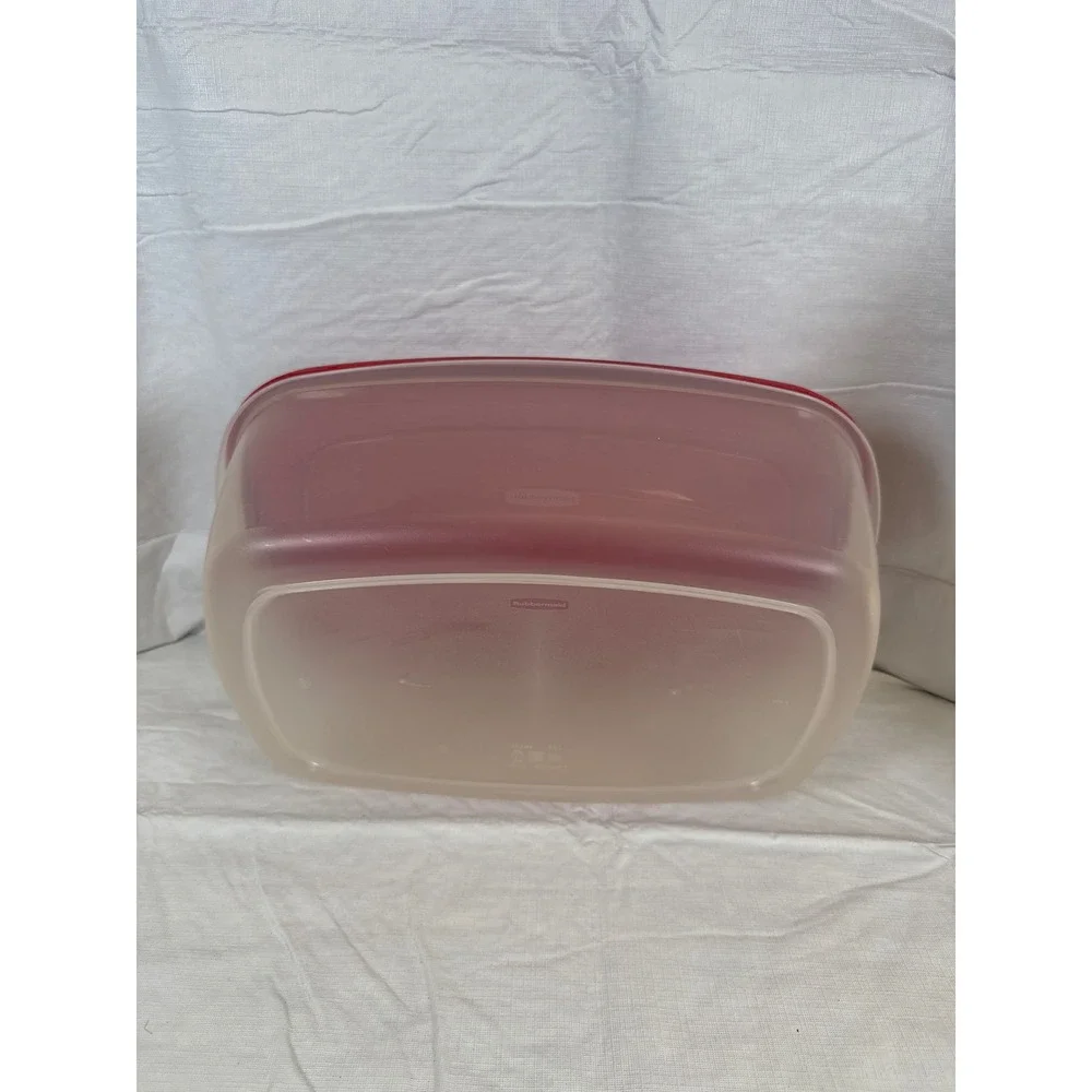 Rubbermaid large clear